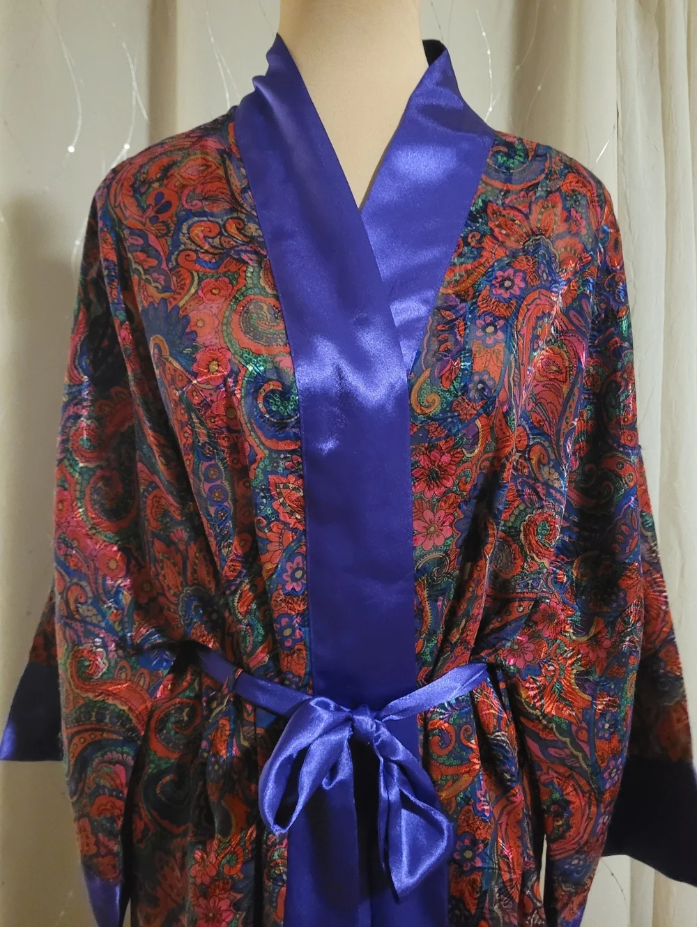 Vtg Victoria's Secret Gold Label Jewel Tone Purple Paisley Satin Maxi Robe OS - Picture 4 of 15